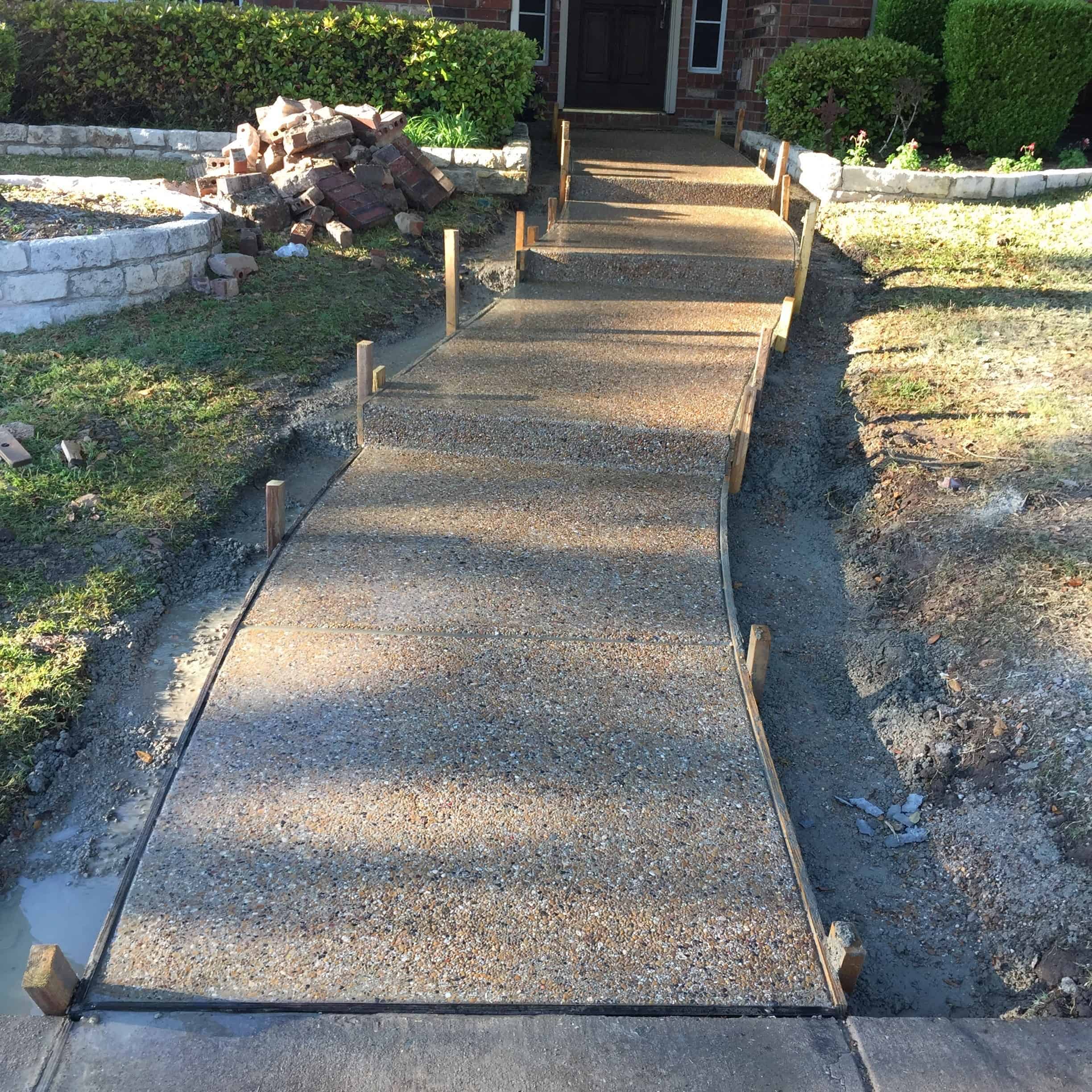 Aggregate concrete leadwalk with steps in Allen, Texas